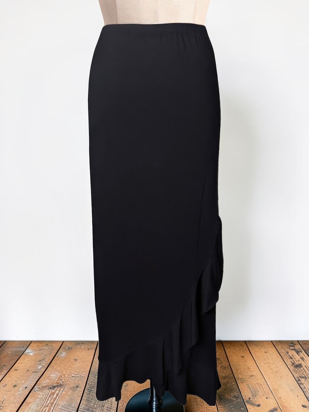 Nwot MAX STUDIO Jersey Long Pull On  Maxi Ruffled Black Skirt Large